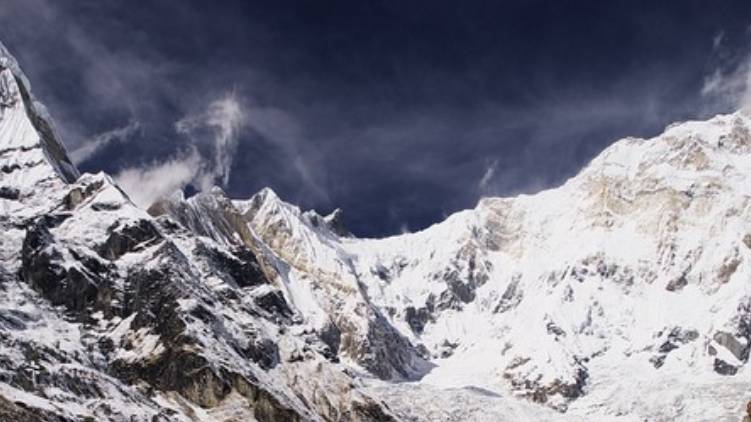 One soldier killed, two injured as avalanche hits Army post in JK's Kupwara