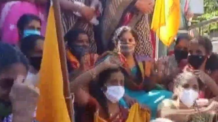 Jacobite believers protest at St. Mary's Church, v. Kottayam