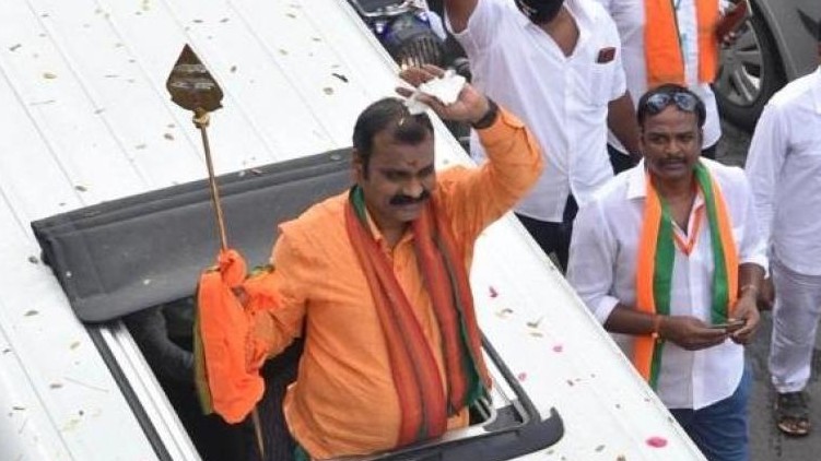 Vetrivel Yatra police BJP