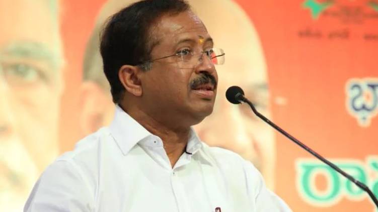 v muraleedharan