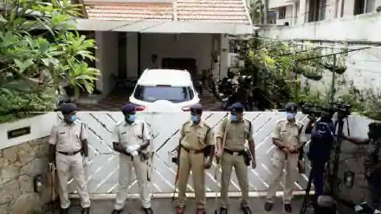 bineesh kodiyeri home raid ended