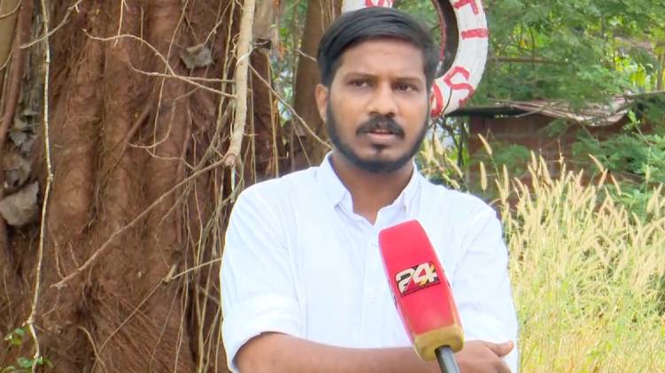 kannur canidate writes llb exam