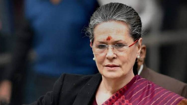 sonia gandhi nods for internal polls