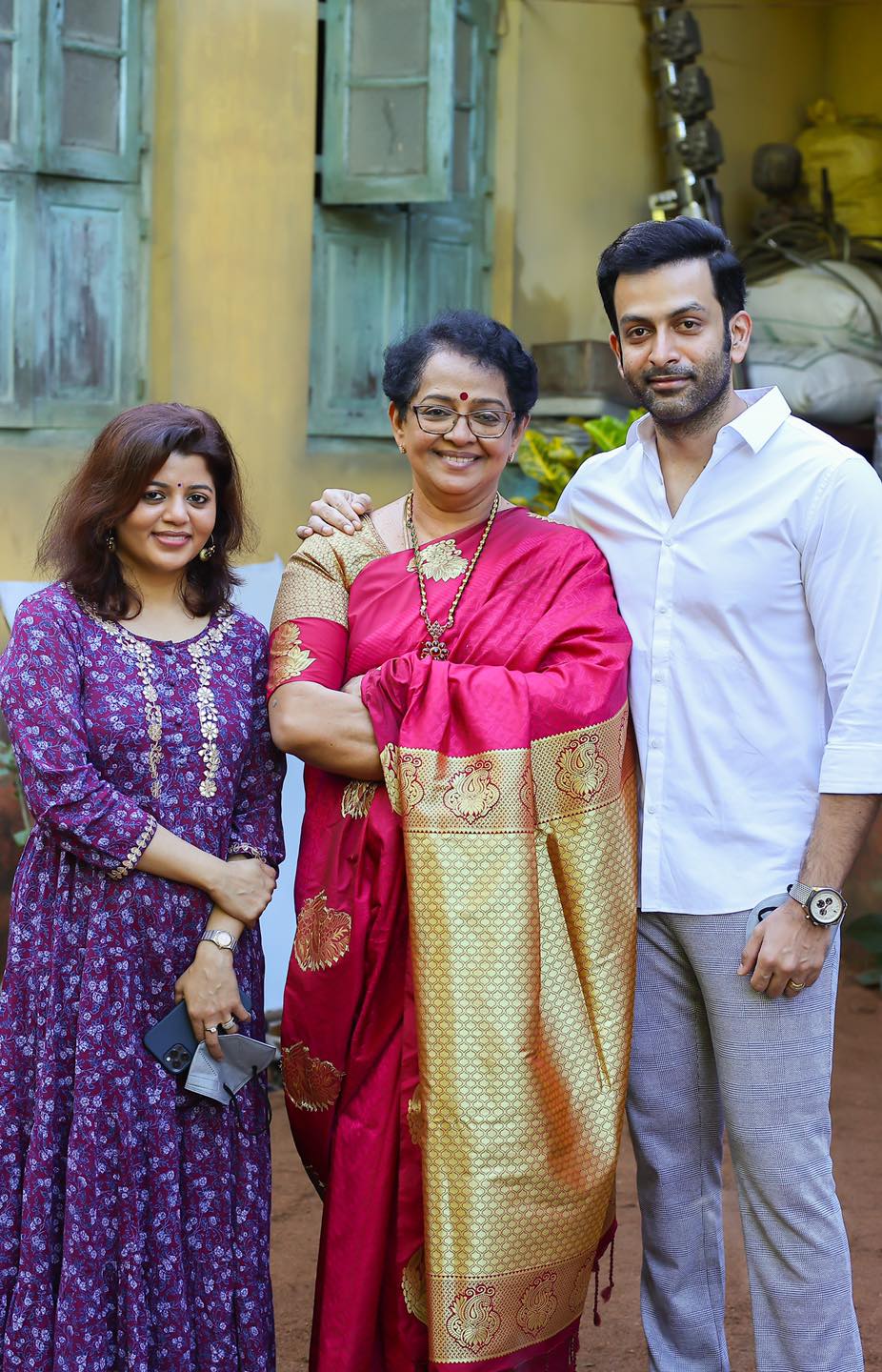 prithviraj supriya mallika sukumaran