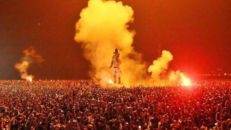 24 recreates cochin carnival through AR