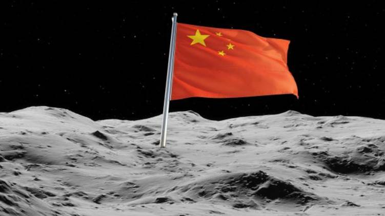 China unfurls flag on Moon