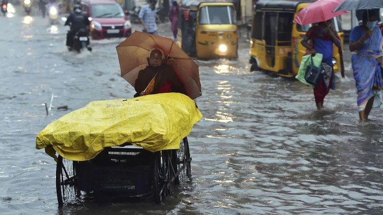 burevi cyclone nearing tamilnadu