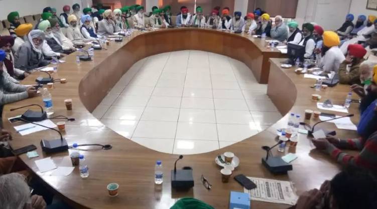 Farmers stand firm, fifth round talks fail