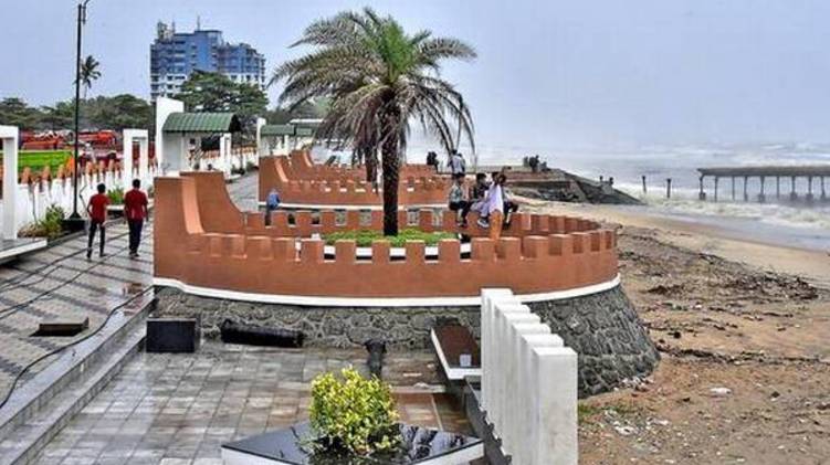 calicut beach
