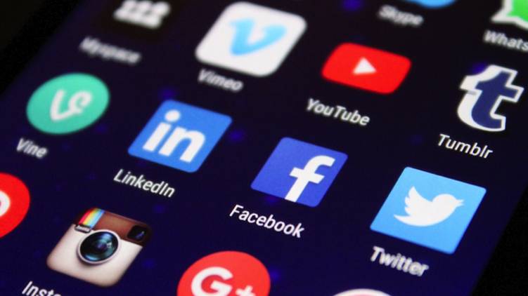 social media in elections