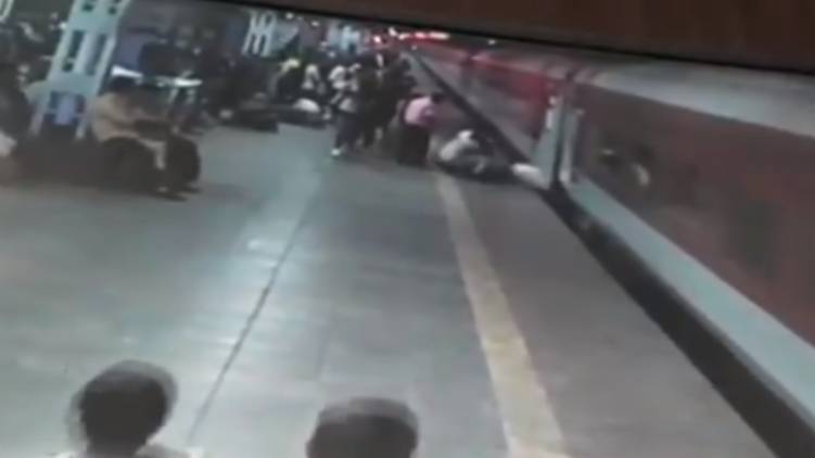 RPF personnel saves life of Delhi man trying to board moving train