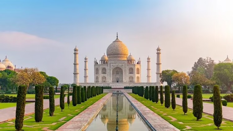 Saffron Flag Taj Mahal