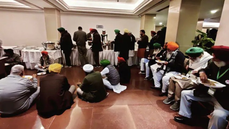 Farmers Refuse Lunch Ministers