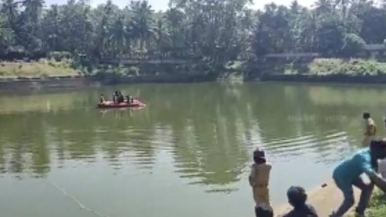 navayikkulam child found murdered