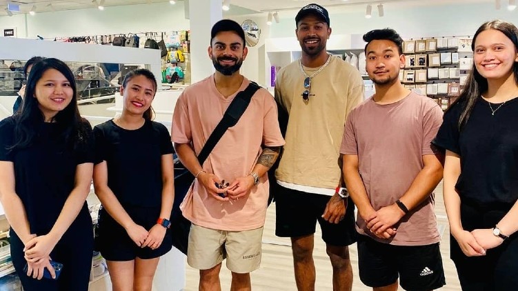 Kohli Hardik breached COVID