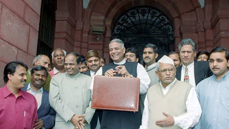 5 budgets that changed India