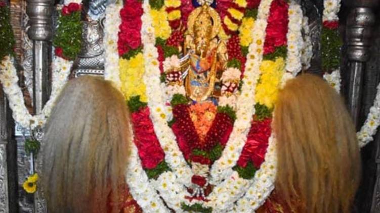 KCR Lavish Birthday Celebration With 2.5 Kg Gold Saree