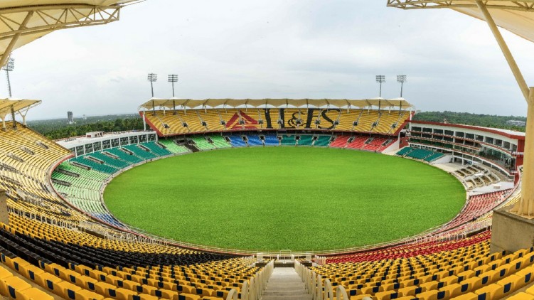 women's cricket Greenfield available