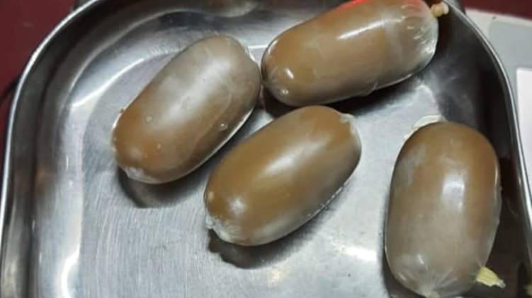 karipur airport gold smuggling