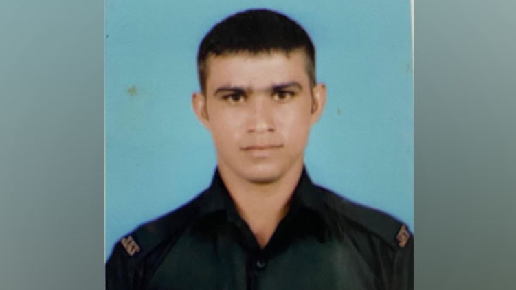 Soldier Killed Pakistani Firing