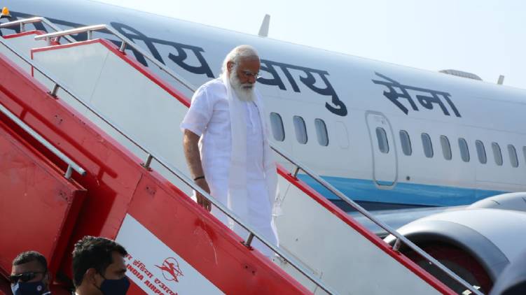 pm narendra modi reached kochi