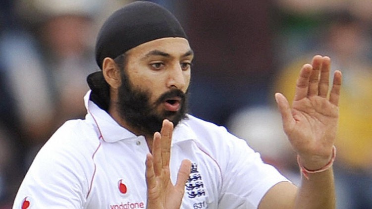 Monty Panesar stadium pitch