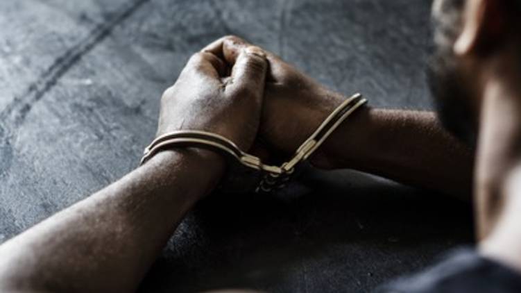 15 LAKH MOBILE STOLEN EDAPPALLY SHOP