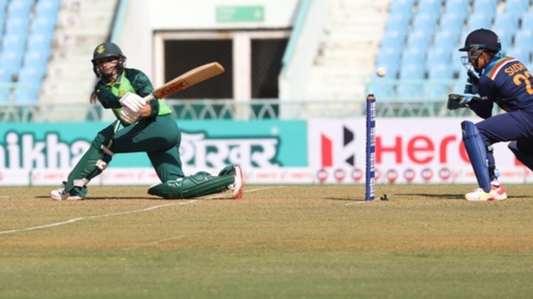 south africa women won