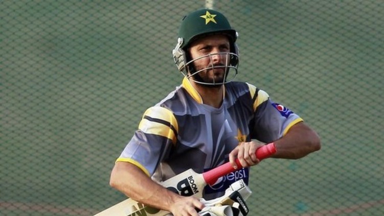 Wrong Postpone PSL Coronavirus