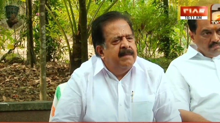 ramesh chennithala pinarayi vijayan