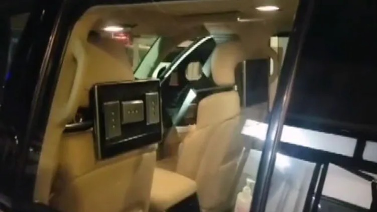 Kamal Haasan's Car Attacked