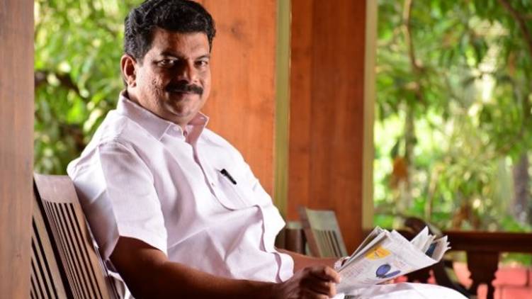 complaint against pv anwar mla