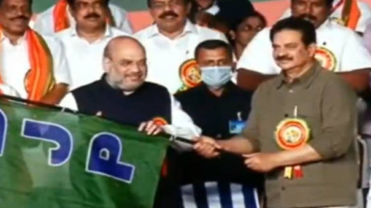 devan actress radha former kpcc secy joins bjp
