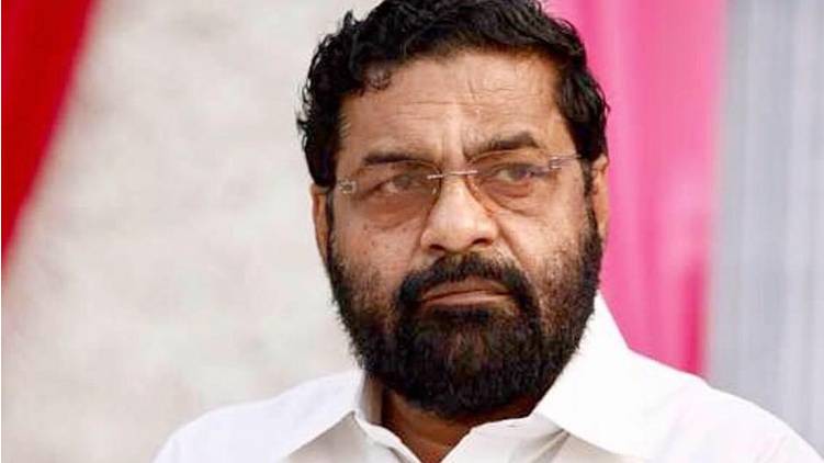 kadakampally apology fake alleges panthalam palace
