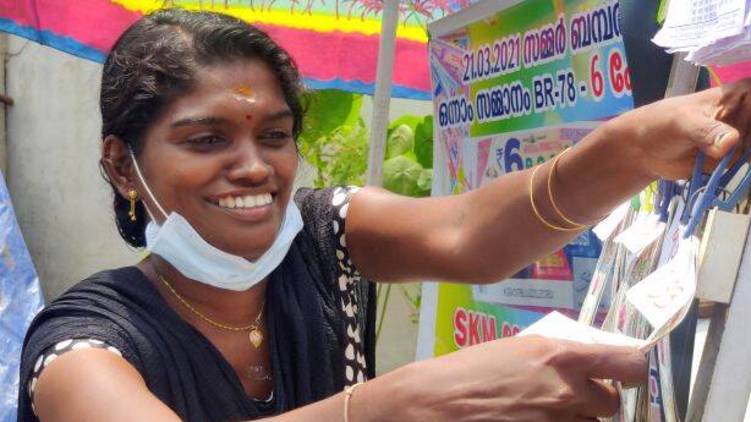 kerala police salutes smija