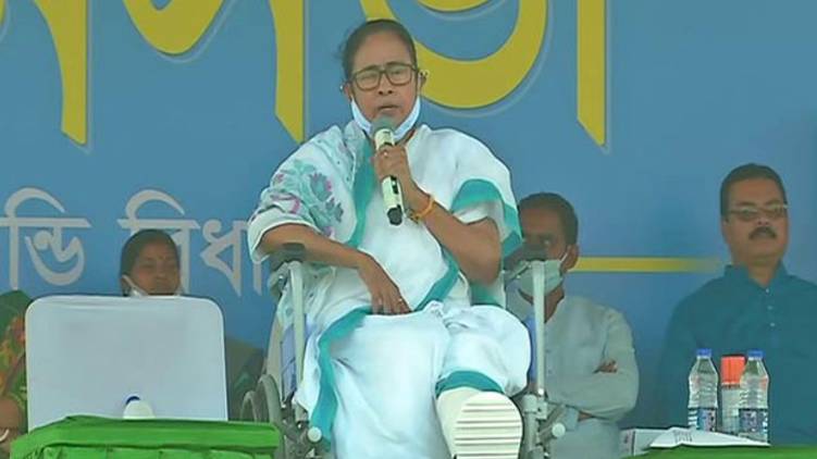 mamta banerjee against bjp ministers
