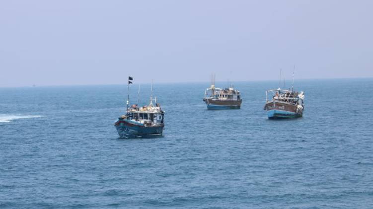 three srilankan boats found lakshadweep