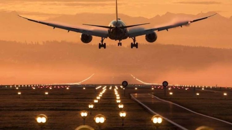 Canada bans flights from India