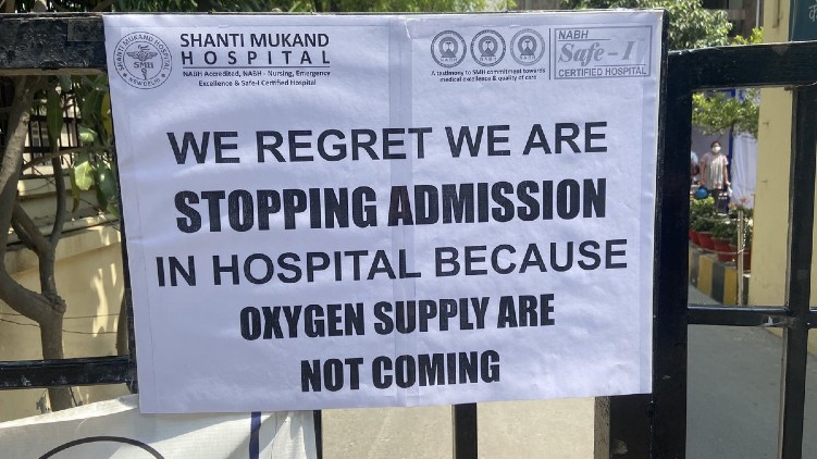 Oxygen shortage Delhi hospitals