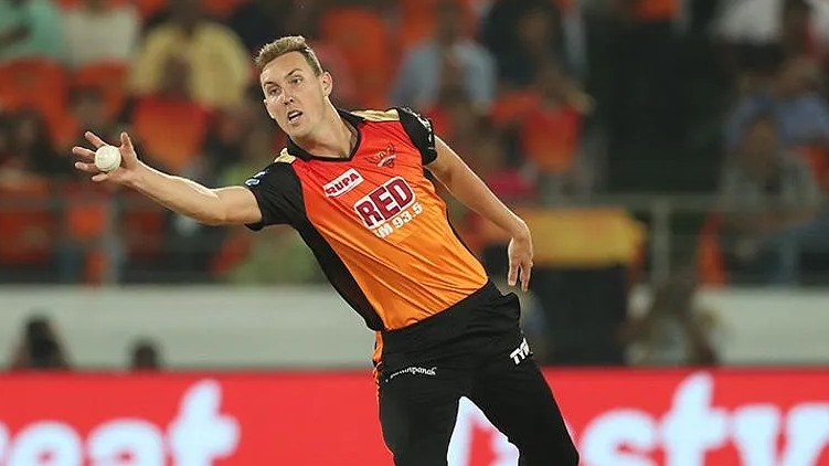 Stanlake Topley reject CSK