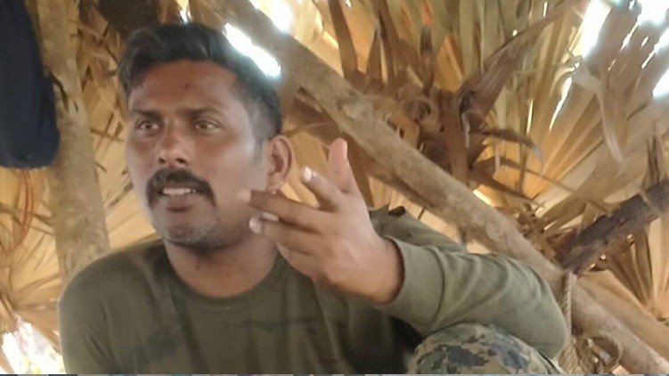 Maoists picture jawan custody