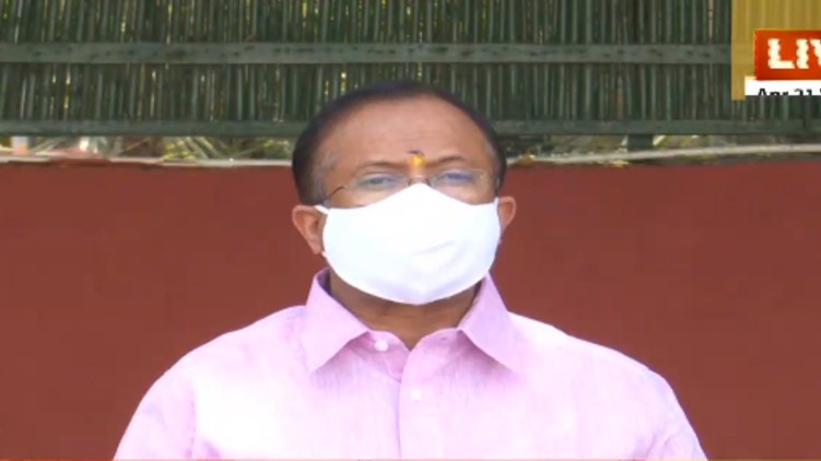 Muraleedharan criticises covid vaccine