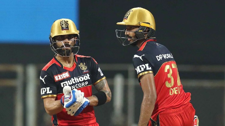 RCB won RR wickets