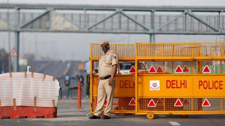 delhi lock down