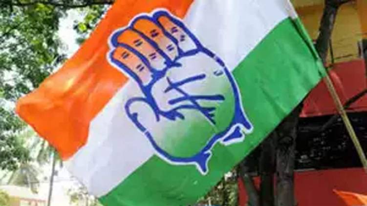 assam congress leaders shifted mlas to resort
