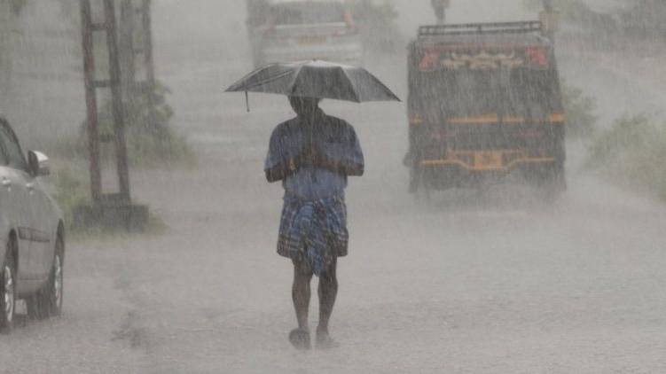 chances of heavy rain next three days kerala