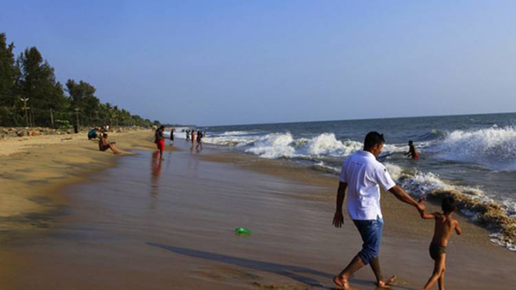 ernakulam beach entry banned