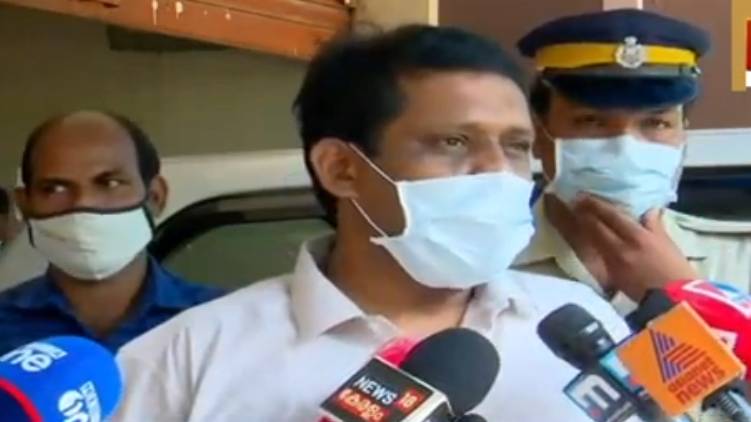 kasargod district collector loosens restrictions