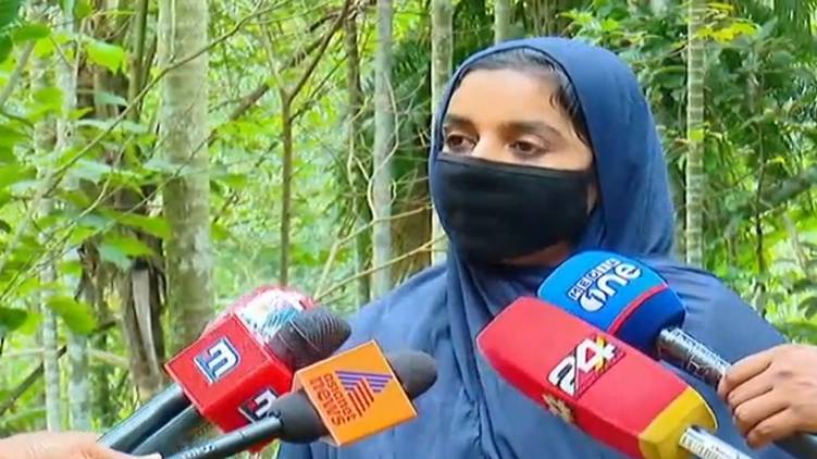 need chief minister intervention says raihana siddique