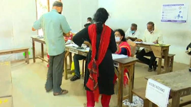 polling percentage crossed 50